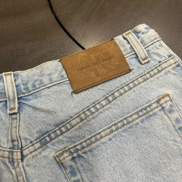 Vintage Calvin Klein Denim Shorts - Picture 5 of 6